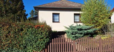 Freistehendes Einfamilienhaus in Waldrandlage