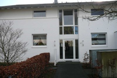 Schicke und moderne 2-Zimmer-Wohnung mit Balkon und herrlichem Grünblick.