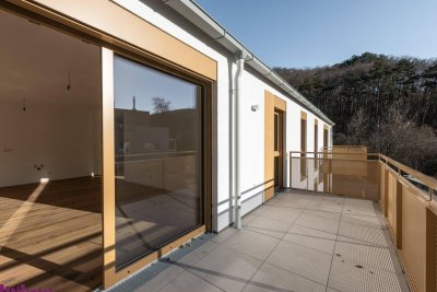 Sonnig, modern, gemütlich - mitten im Waldgebiet - PUR WOHNEN - bezugsfertig!