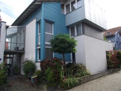 2-Zimmer-Wohnung im ersten OG einer gepflegter Wohnanlage