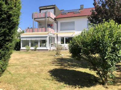 Renovierte sonnige EG 4-Zimmer-Wohnung mit beheizbarem Wintergarten und EBK in Aichwald