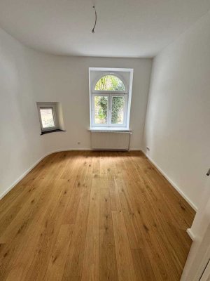 Kernsanierte Wohnung mit Terrasse und Garten in Bestlage Essen-Rüttenscheids (Maklerfrei)