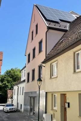 Exklusive, sanierte 3-Raum-Penthouse-Wohnung mit gehobener Innenausstattung mit Balkon in Blaubeuren