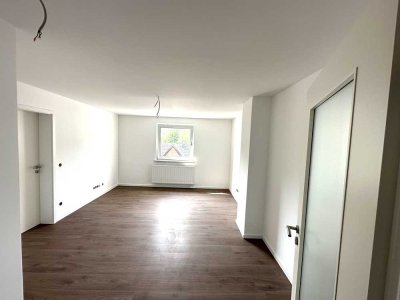 KERNSANIERTE 3-ZIMMER-WOHNUNG IN MÖNCHRÖDEN