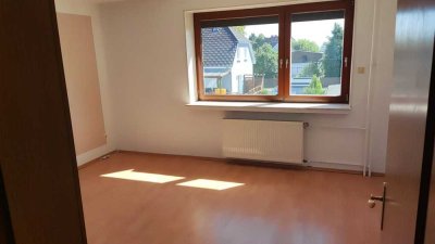 Sonnige 4 Zimmer Wohnung mit Südbalkon