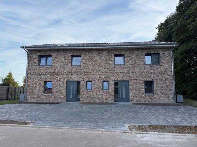 Moderne Doppelhaushälfte im Neubaugebiet