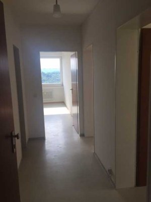 Geräumige 2 Zimmer Wohnung im EG