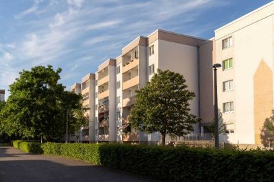 Schöne 4 Zimmer-Wohnung in Halle