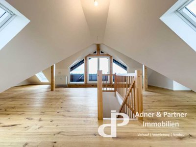 **SANIERTE MAISONETTE MIT LICHTDURCHFLUTETER GALERIE UND LOGGIA**