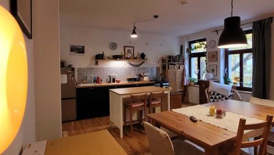 Zweitbezug mit Fußbodenheizung und Balkon