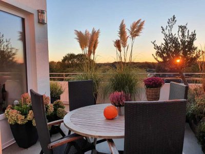 Helles Penthouse mit Panoramablick in zentraler Lage – 4 Zimmer, Terrasse & Parkplatz