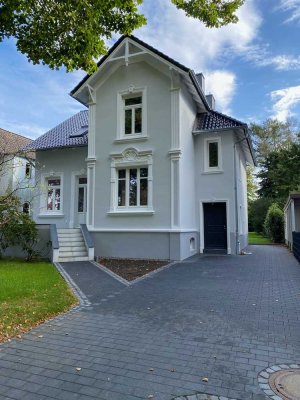 Neuwertige Villa aus 1907 in TOP Lage im Villenviertel von PRIVAT