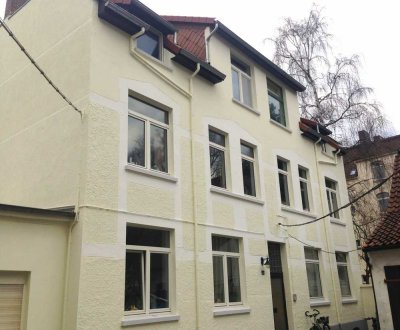 Döhren/Fiedeler Straße, EBK, Bad mit Dusche+Badew., großer Küchenraum