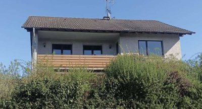 Großes Einfamilienhaus in wunderschöner Lage mit viel Potenzial