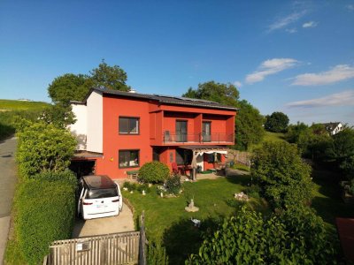 Großzügiges EINFAMILIENHAUS mit Weitblick über die Thermenregion