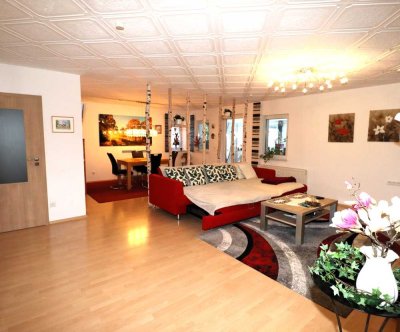 Neu renovierte Erdgeschosswohnung mit Einliegerwohnung und Garten im Altmühltal