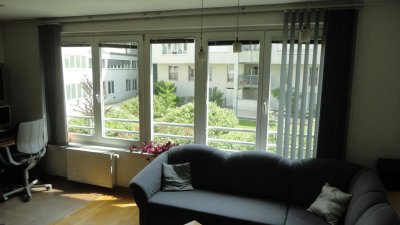 Ideal für Expats: provisionsfreie Wohnung, voll möbliert, Ruhige Lage, mit Ubahn Anbindung!