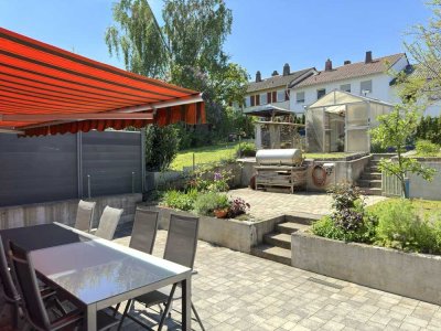 Vollständig saniertes Familienglück mit Garten-Oase in Feldrandnähe!