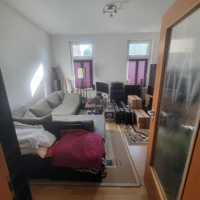 Helle 2-Raum-Hochparterre-Wohnung mit Blick ins Grüne