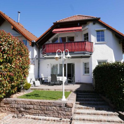 Helle 3-Zimmer-Wohnung mit Balkon und EBK in Oberursel (Taunus)
