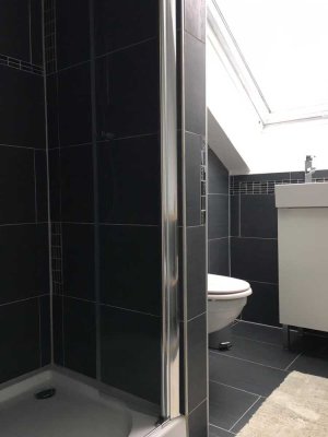 Helle vollmöbelierte 2-Zimmer Dachgeschosswohnung in Markdorf