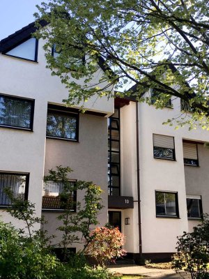 Attraktive 2-Zimmer-Dachgeschosswohnung mit Balkon nah Naturschutzgebiet