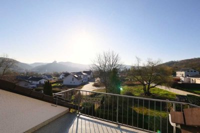 Helle 2-ZKB Wohnung mit 2 Dachterrassen mit Rheinblick und Stellplatz in ruhiger Lage in Brey