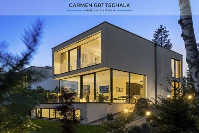 Das Beste an zeitgenössischer Moderne - Exquisite Bauhaus-Villa in Premiumlage