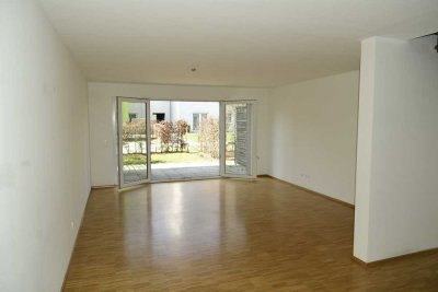 Geschmackvolle, gepflegte 4-Raum-Terrassenwohnung mit geh. Innenausstattung in Erlangen
