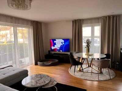 Moderne 2-Zimmer-Erdgeschosswohnung mit Garten