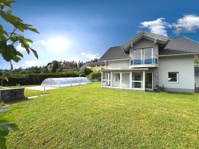 Schönes Einfamilienhaus mit Traumsicht auf den Wörthersee