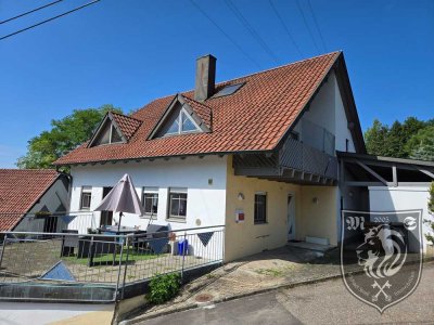 Wohnhaus mit Einliegerwohnung, Dachterrasse und Burgblick –  Dischingen/Katzenstein