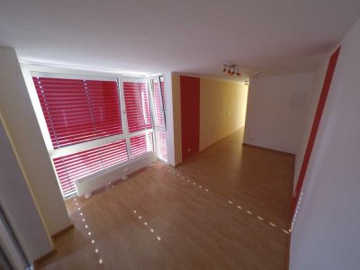 Studenten App. in Toplage (Balkon und Einbauküche) in Regensburg, frei ab 01.10.2025, provisionsfrei