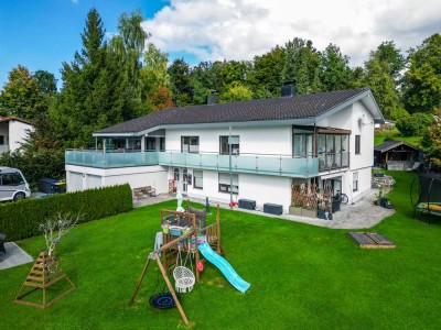 Saniertes Einfamilienhaus mit ELW in bester Lage von Isny-Neutrauchburg, Bergblick