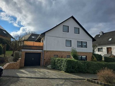 Einfamilienhaus mit Ausbaupotential und Loreleyblick