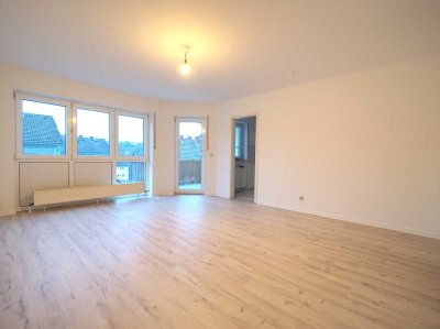 Ansprechende 2-Zimmer-Wohnung mit Balkon, Einbauküche und Stellplatz in Hahnstätten