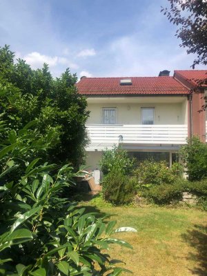 Freundliches 5-Zimmer-Reihenhaus mit gehobener Innenausstattung und EBK in Nürnberg Reichelsdorf