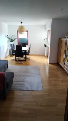 Schöne 3-Zimmerwohnung mit Balkon und Garage - Mainz-Bretzenheim