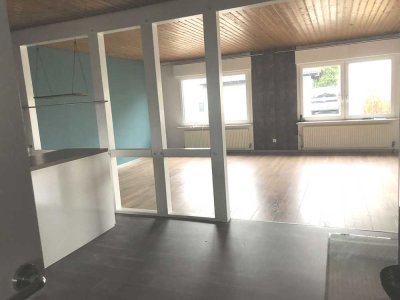 Schönes Haus mit Garten !