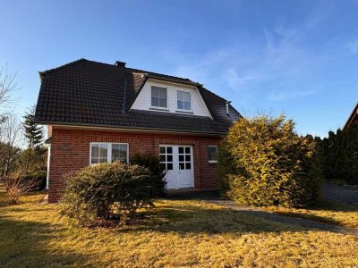 Schönes Einfamilienhaus in ruhiger Sackgassenlage umgeben von Wiesen und Wäldern zu verkaufen!