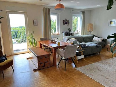 Nähe Westfalenpark - Lichtdurchflutete 82 m² Dachgeschosswohnung mit Balkon