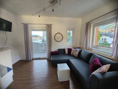 lichtdurchflutete Drei-Zimmer-Dachgeschosswohnung