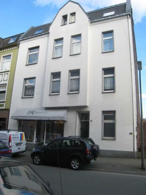 Helle zwei Zimmerwohnung
