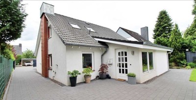 Schönes 5-Z.-Einfamilienhaus auf den Rhen - gehobener Innenausstattung