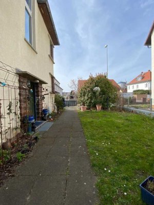 +Provisionsfrei+Charmantes Dreifamilienhaus – Ihre Chance zur individuellen Gestaltung!