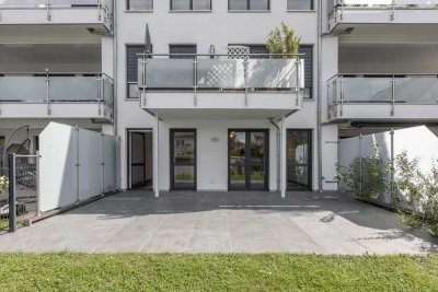 Neuwertige Erdgeschosswohnung mit Terrasse
