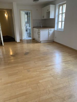 Geschmackvolle 1-Raum-Wohnung in Aschaffenburg