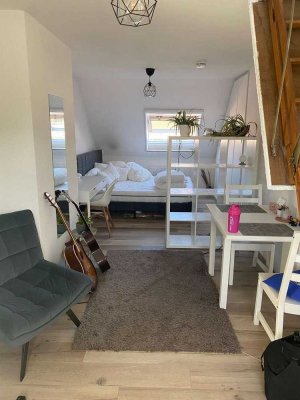 Gemütliche Dachgeschosswohnung mit Altstadtflair – ideal für Singles oder Paare