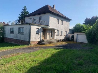 Villa Busch: einzigartiges Objekt mit viel Potenzial im idyllischen Limbach