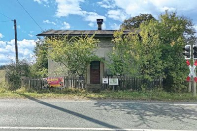 Auktion - Ehemaliges Bahnwärterhaus - leerstehend